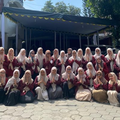 Sowan Dzurriyyah: Nge-charge Energi Ala Santri